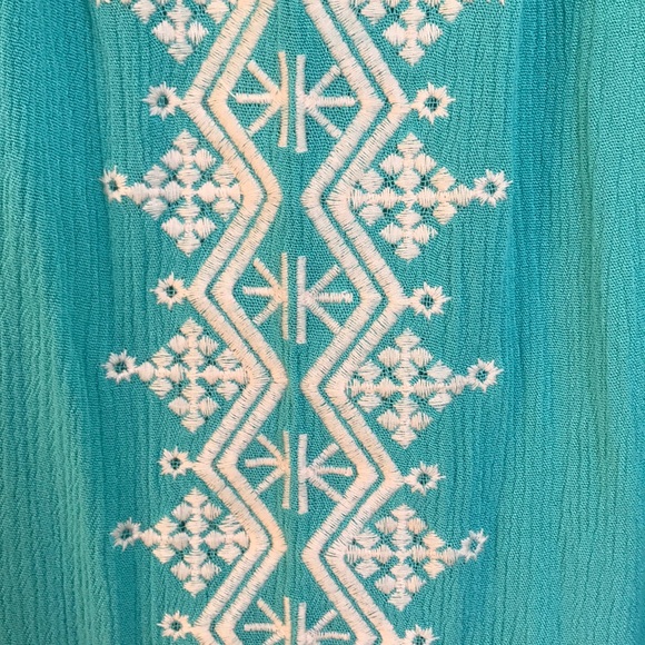 Embroidered Tunic - Picture 2 of 4